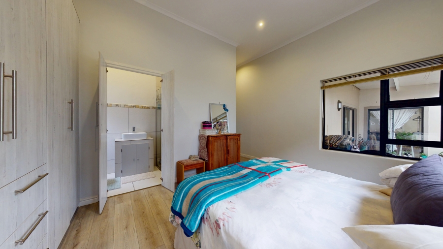 3 Bedroom Property for Sale in Berg En Dal Western Cape
